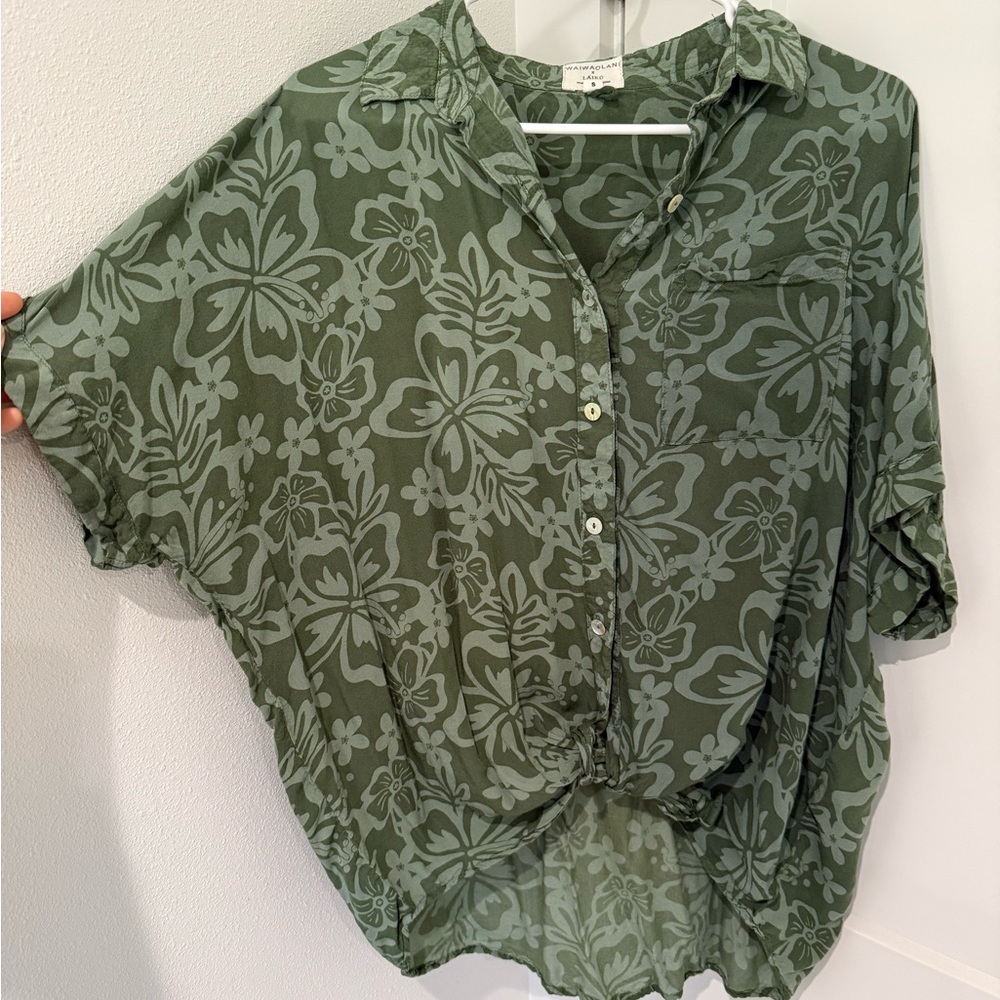 Waiwaolani Button Down Shirt